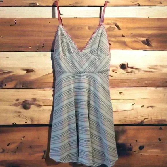 Paper Crane S Small Pastel Striped V-Neck Sundress Mini Dress Summer Casual - Picture 4 of 5